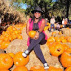 Meet your Posher, Sheila